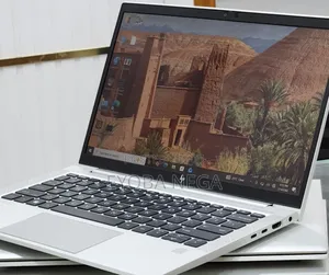New Laptop HP EliteBook 830 G8 16GB Intel Core i7 SSD 512GB