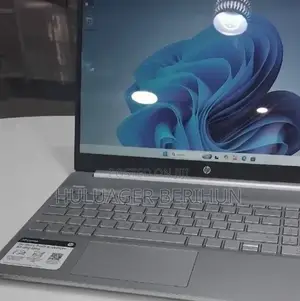 New Laptop HP Stream Notebook 8GB Intel Core i3 SSD 256GB