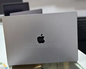 New Laptop Apple MacBook Pro M1 32GB Apple M1 Pro SSD 1T