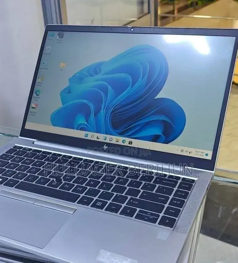 New Laptop HP EliteBook 845 G8 16GB AMD Ryzen 5 SSD 512GB