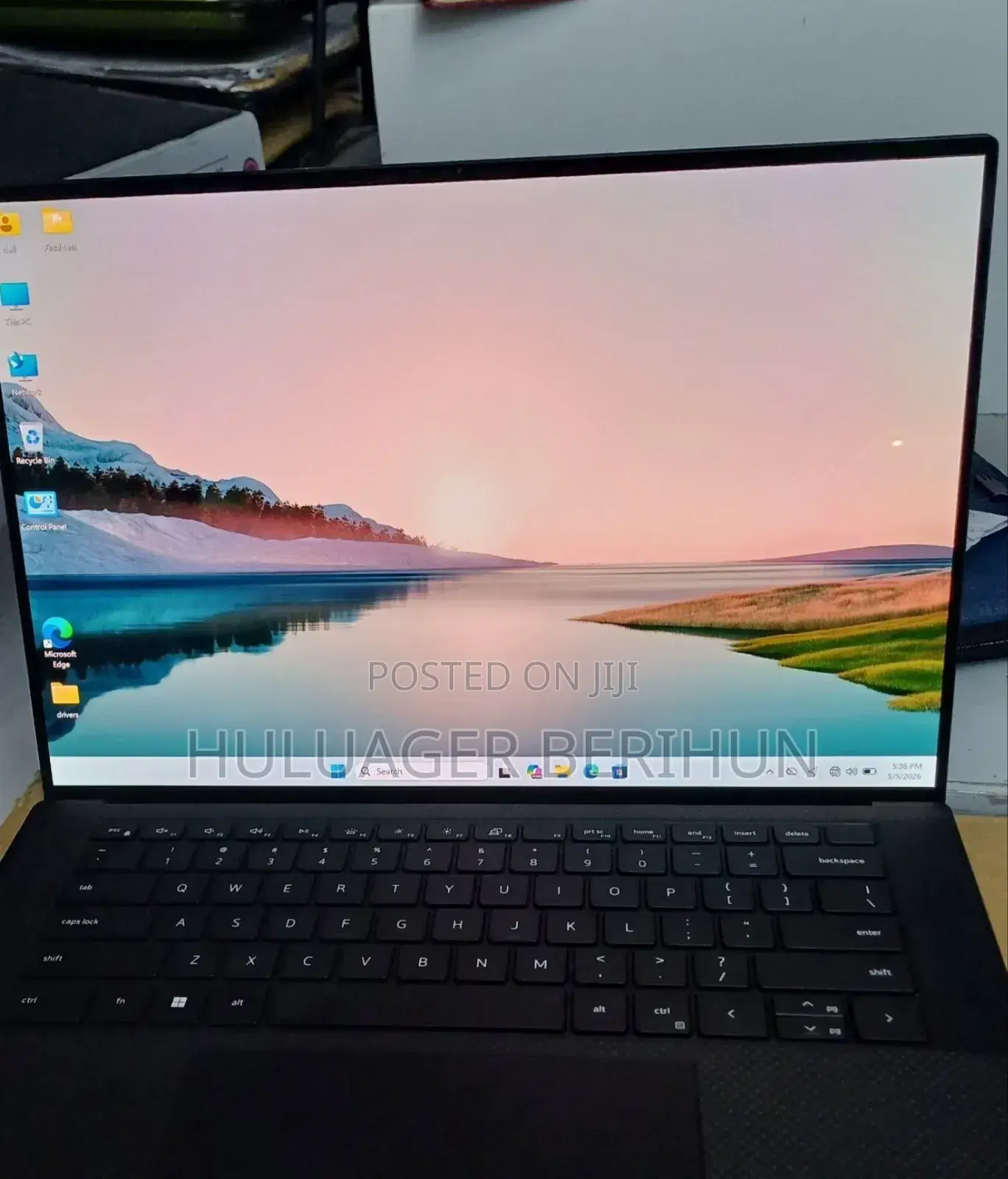 New Laptop Dell XPS 15 16GB Intel Core i7 SSD 512GB