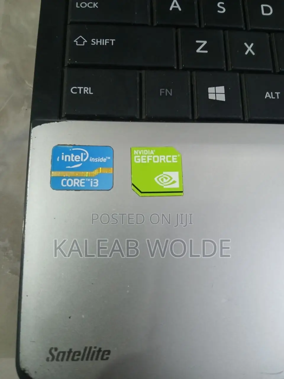 Laptop Toshiba 8GB Intel Core i3 HDD+SSD 500GB