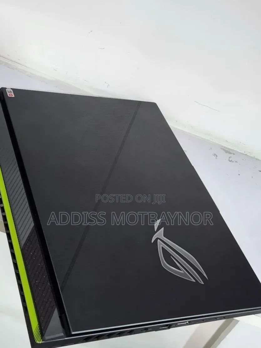 New Laptop Asus ROG Strix G16 G614 16GB Intel Core i9 SSD 1T