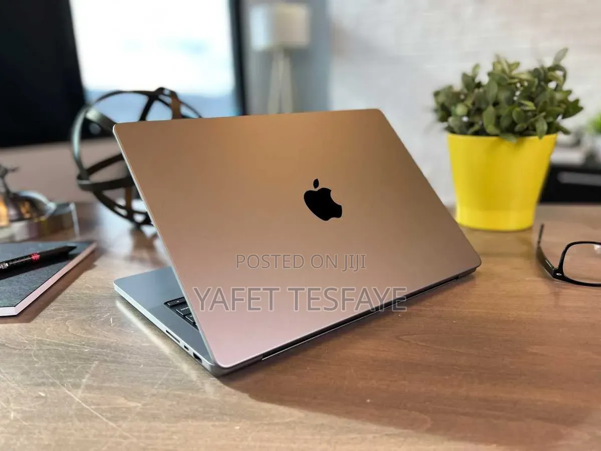 Laptop Apple MacBook Pro 2021 M1 16GB Apple M1 SSD 512GB