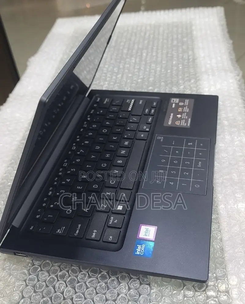 New Laptop Asus 16GB Intel Core 5 SSD 512GB