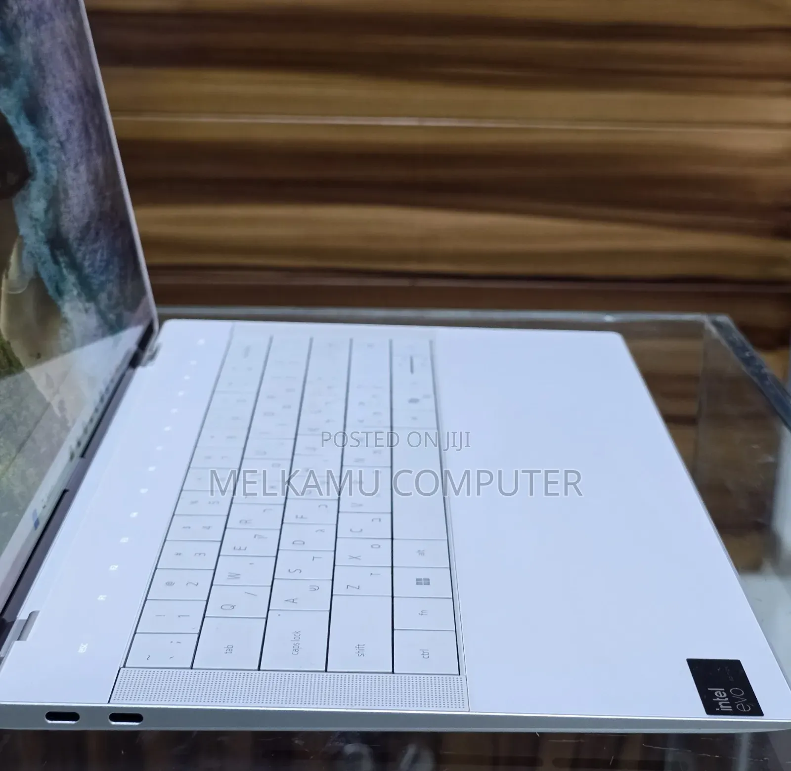 New Laptop Dell XPS 15 32GB Intel Core i7 SSD 1T