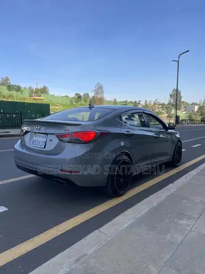 Hyundai Avante 2015 Gray