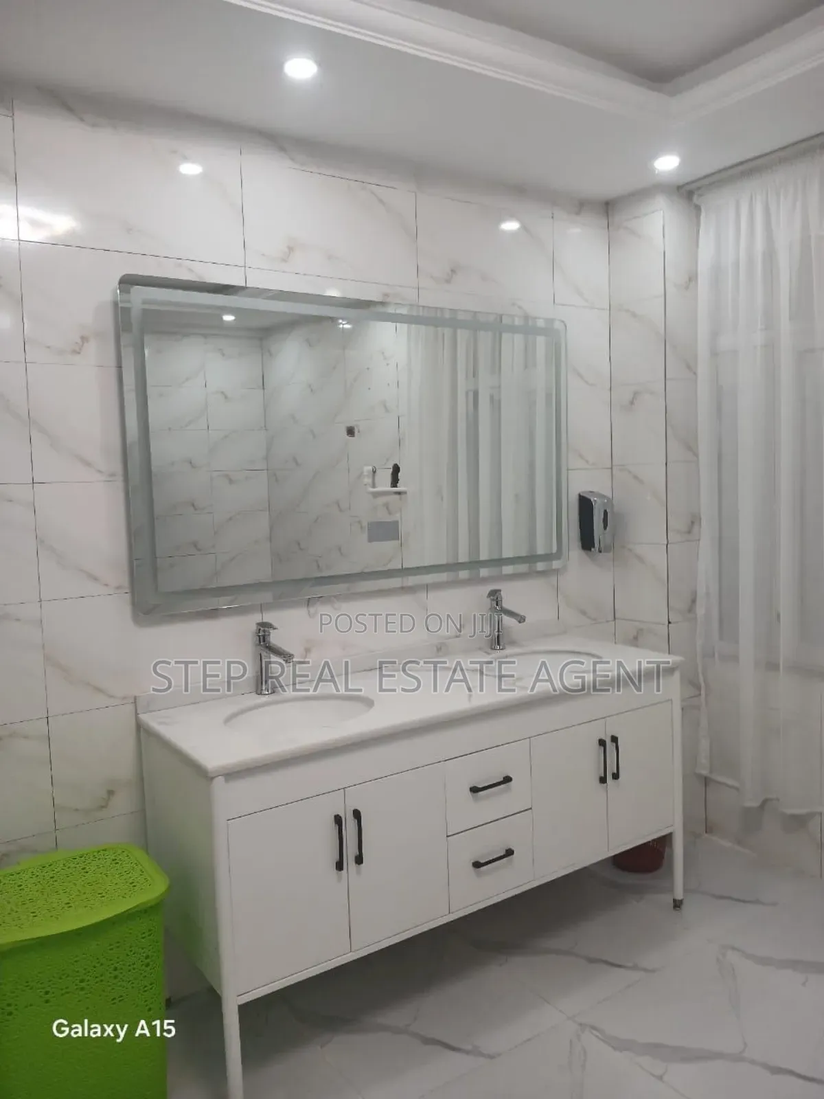 Furnished 7bdrm House in Bole for rent