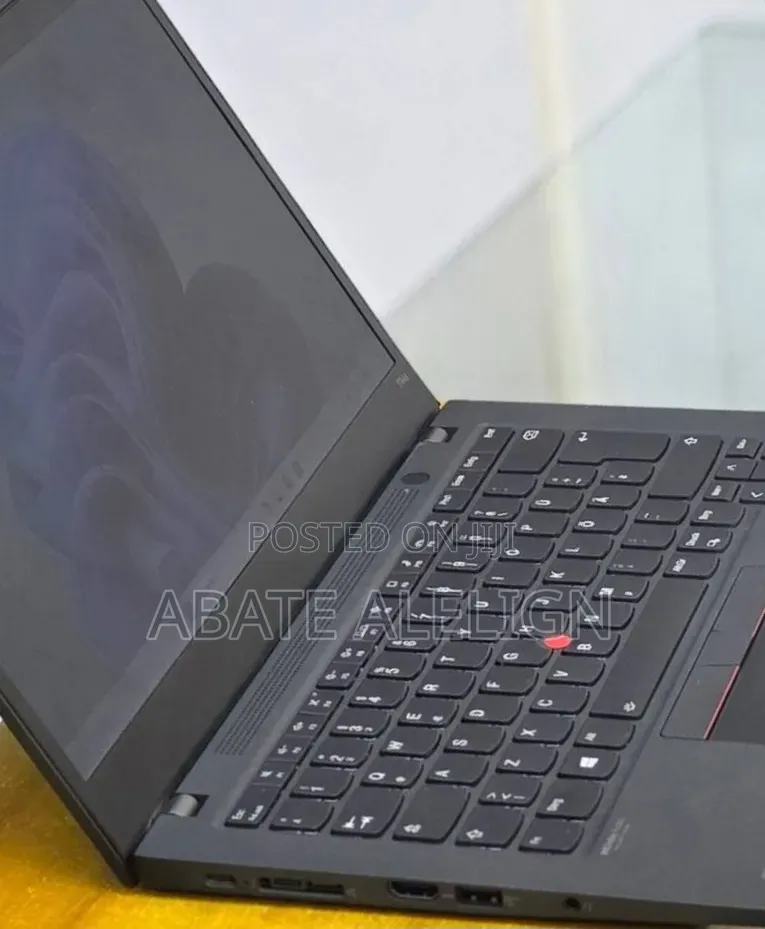 New Laptop Lenovo ThinkPad T14 16GB Intel Core i7 SSD 512GB