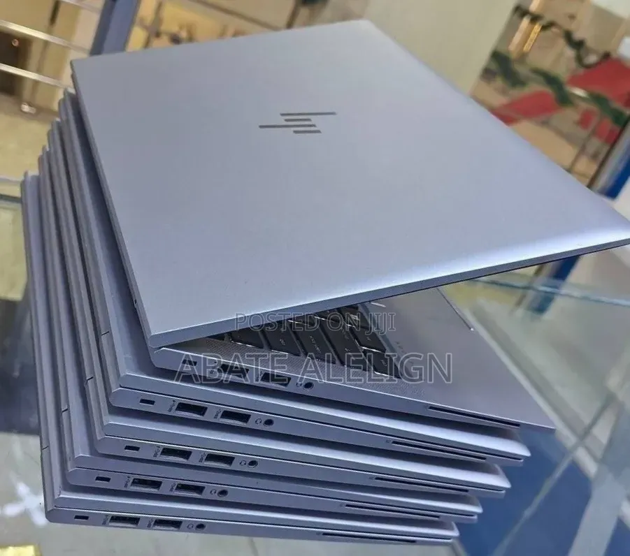 New Laptop HP EliteBook 845 G8 16GB AMD Ryzen 5 SSD 512GB