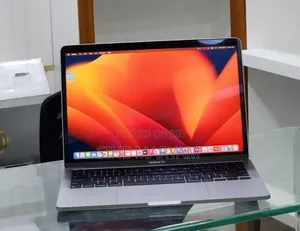 New Laptop Apple MacBook Pro 2022 M2 8GB Intel Core M2 SSD 256GB