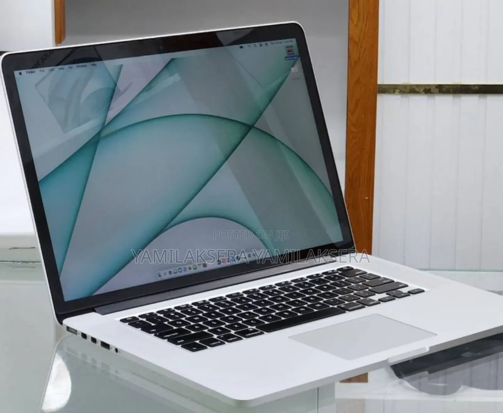 New Laptop Apple MacBook Pro M1 16GB Apple M1 Pro SSD 512GB
