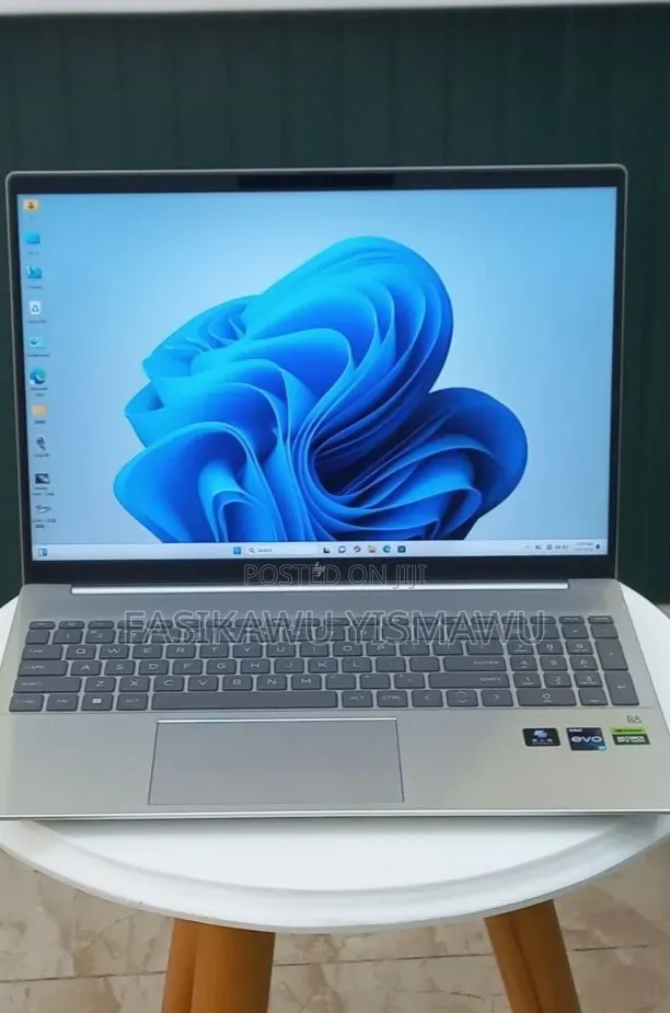 New Laptop HP Pavilion 15 16GB Intel Core i7 SSD 1T