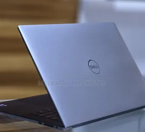 New Laptop Dell Precision 5540 16GB Intel Core i9 SSD 512GB