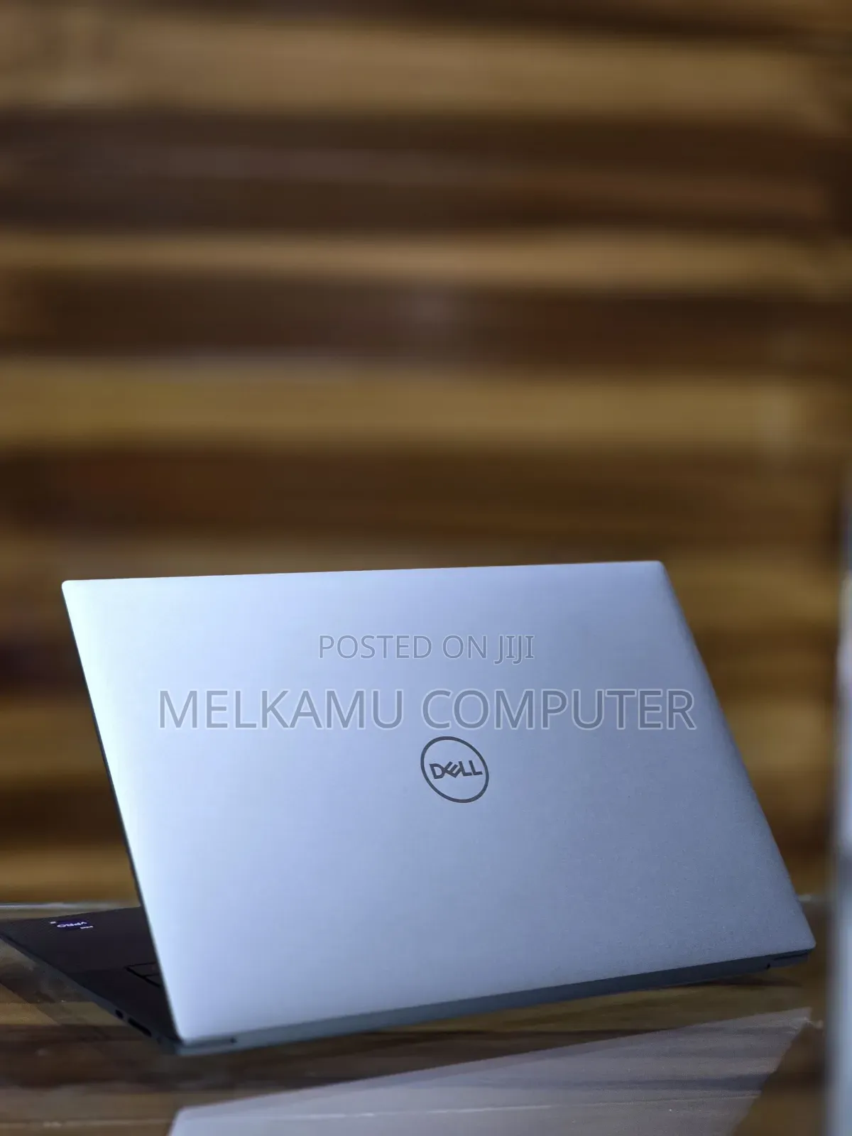 New Laptop Dell Precision 5540 16GB Intel Core i9 SSD 512GB