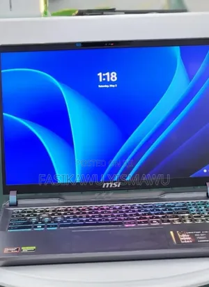 New Laptop MSI Vector 16 HX AI A2XWIG 16GB AMD Ryzen 9 SSD 1T