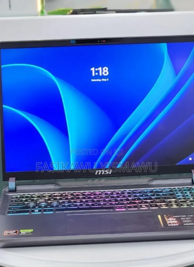 New Laptop MSI Vector 16 HX AI A2XWIG 16GB AMD Ryzen 9 SSD 1T
