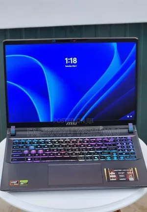 New Laptop MSI Vector 16 HX AI A2XWIG 16GB AMD Ryzen 9 SSD 1T