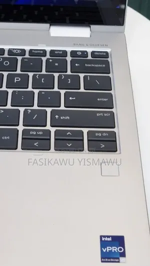 New Laptop HP Envy X360 16GB Intel Core i5 SSD 512GB