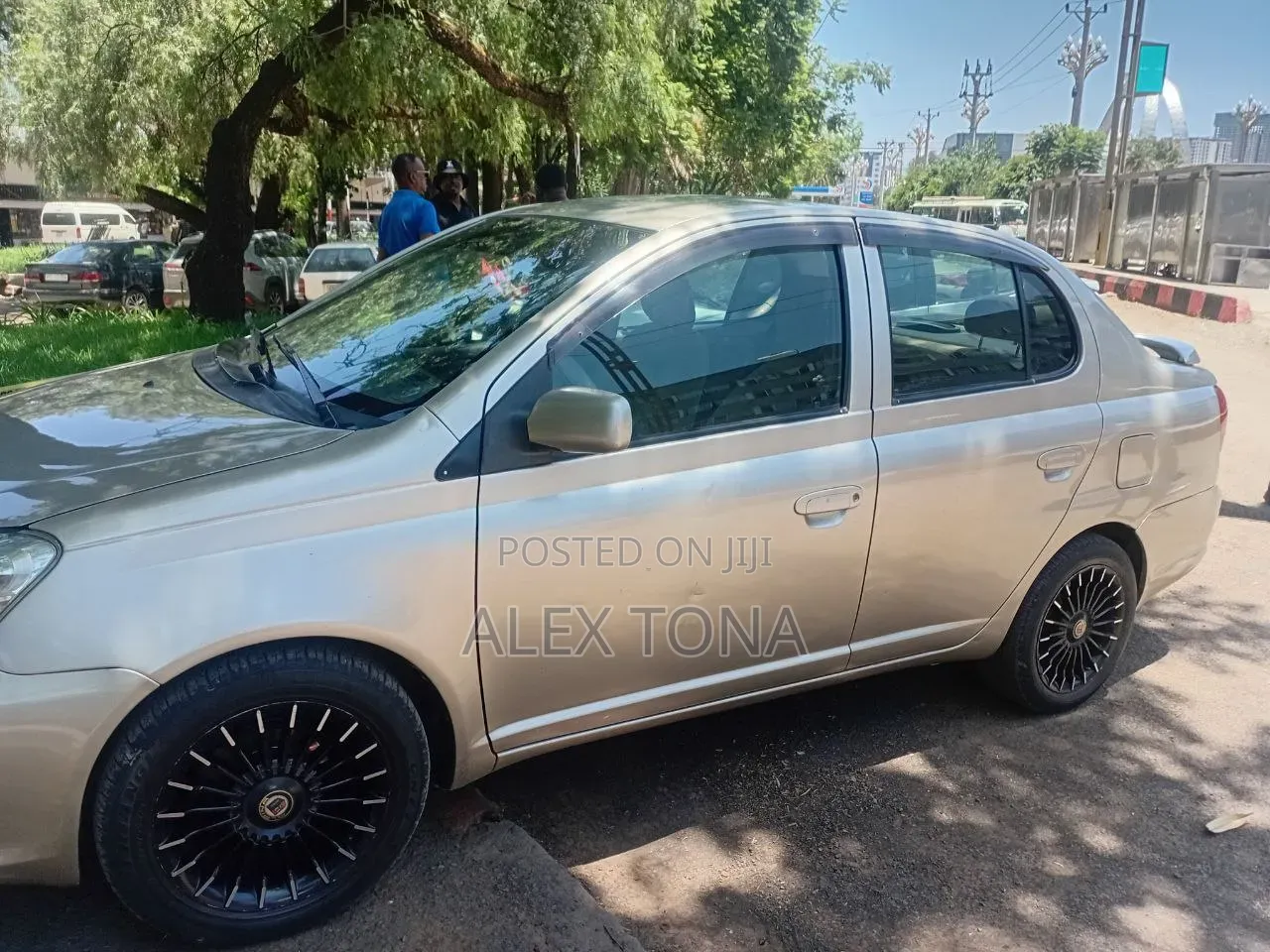 Toyota Platz 2005 Silver
