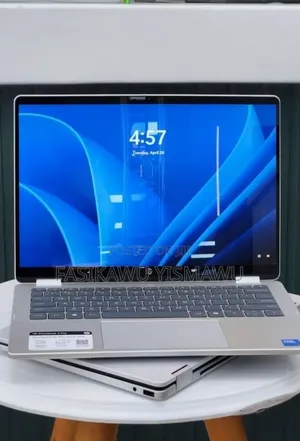 New Laptop HP OmniBook 5 Flip 16GB Intel Core i7 SSD 512GB