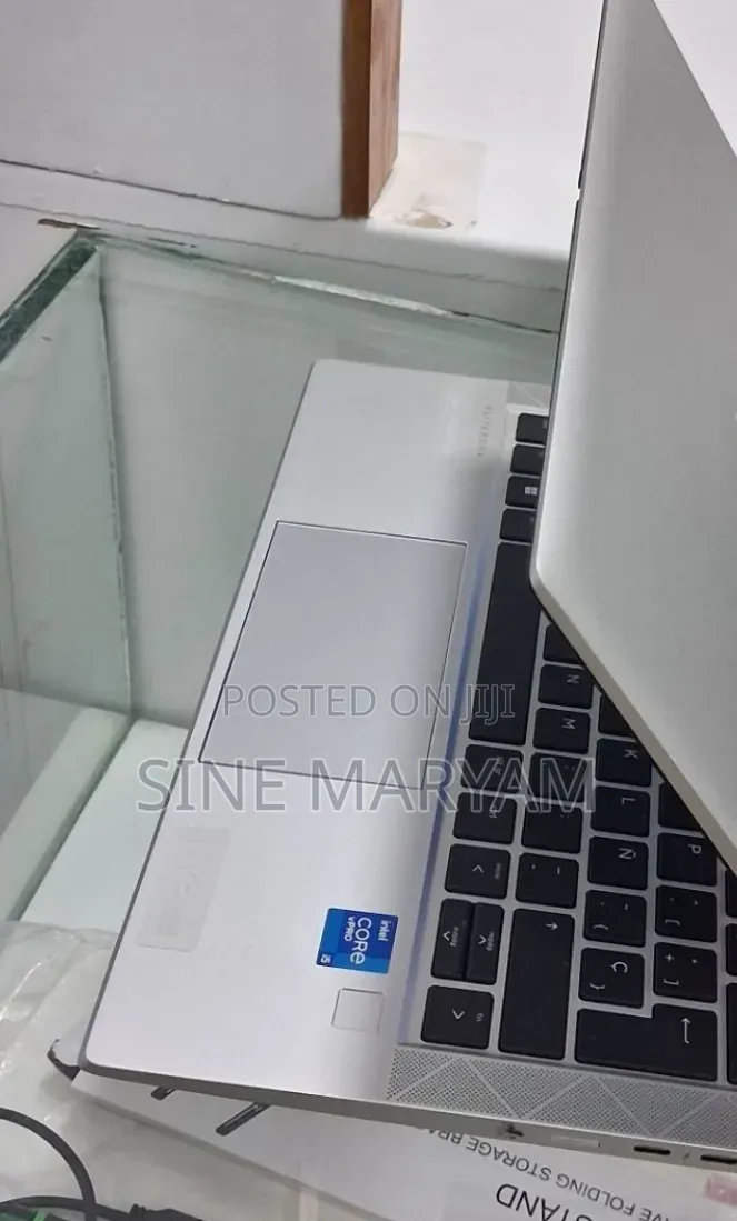 New Laptop HP EliteBook 840 16GB Intel Core i5 SSD 512GB