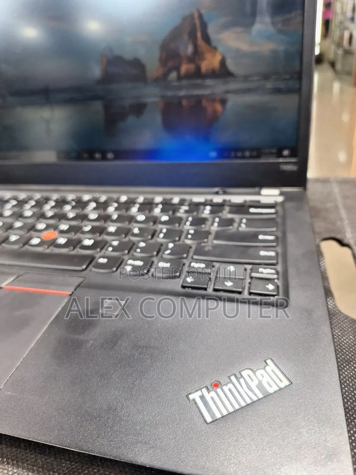 New Laptop Lenovo ThinkPad t495s 16GB AMD Ryzen 7 SSD 512GB