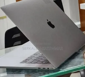 New Laptop Apple MacBook Pro 2017 16GB Intel Core i7 SSD 512GB