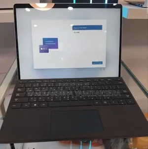 New Laptop Microsoft Surface Pro 9 16GB Intel Core i7 SSD 512GB