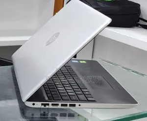 New Laptop HP Pavilion 15 8GB Intel Core i7 SSD 512GB