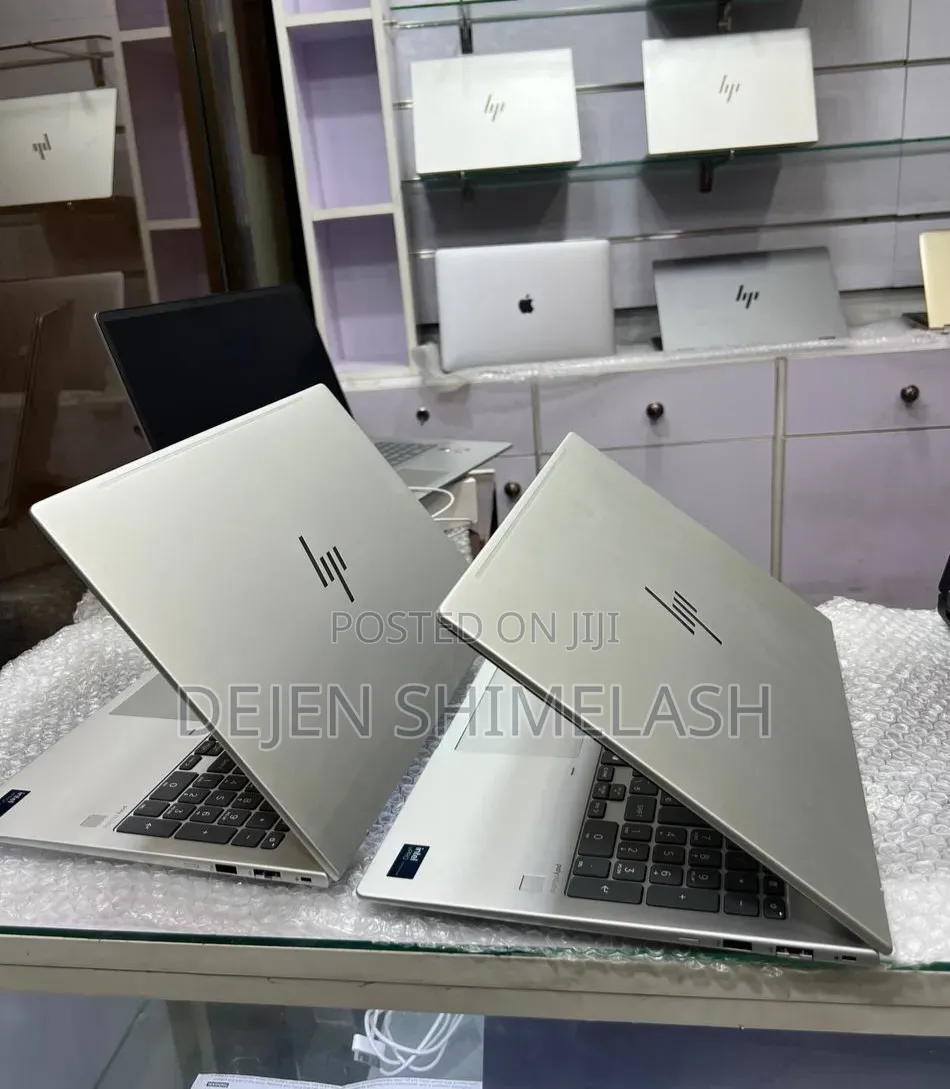 New Laptop HP 14-dq2031tg 16GB Intel Core i7 SSD 16 GB