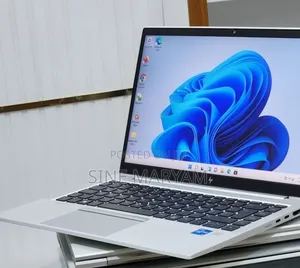 New Laptop HP EliteBook 830 G8 16GB Intel Core i7 SSD 512GB