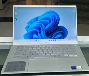 New Laptop Dell Inspiron 14 8GB Intel Core i7 SSD 512GB