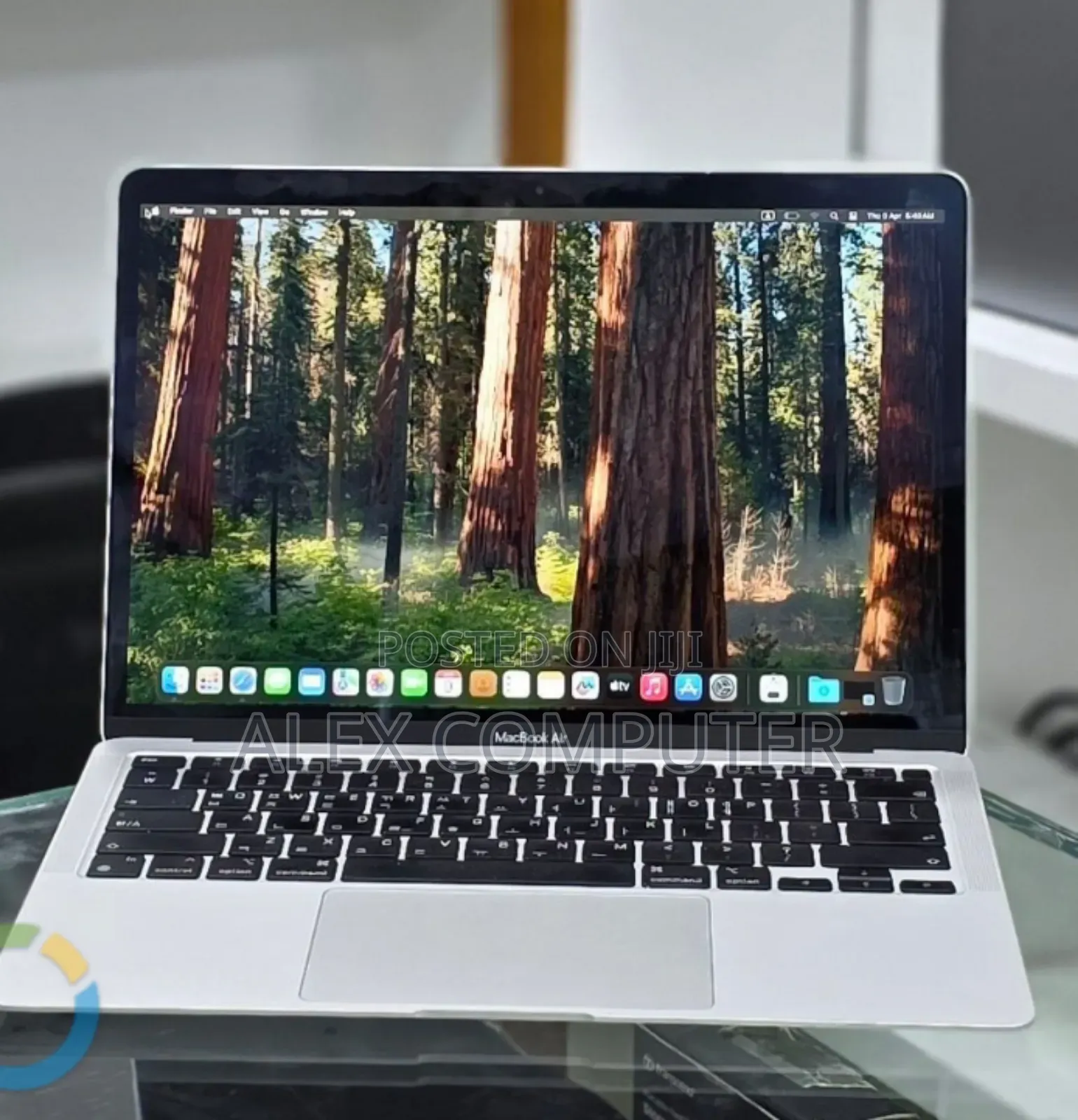 New Laptop Apple MacBook Air 2020 M1 16GB Apple M1 SSD 256GB