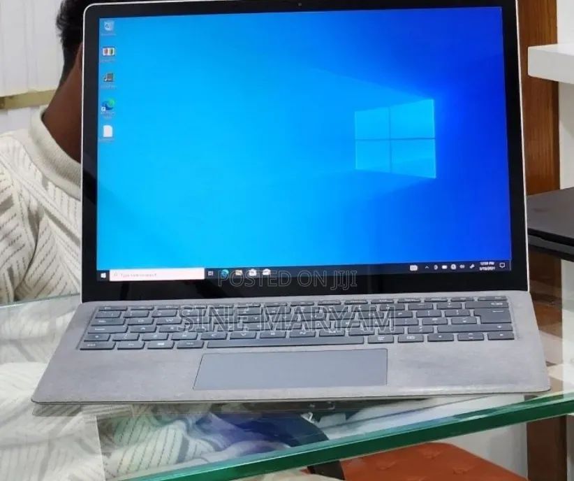 New Laptop Microsoft Surface Laptop 3 16GB Intel Core i7 SSD 256GB