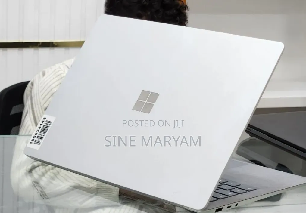 New Laptop Microsoft Surface Laptop 3 16GB Intel Core i7 SSD 256GB