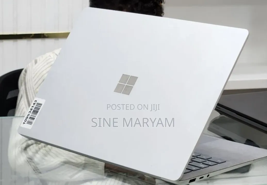 New Laptop Microsoft Surface Laptop 3 16GB Intel Core i7 SSD 256GB