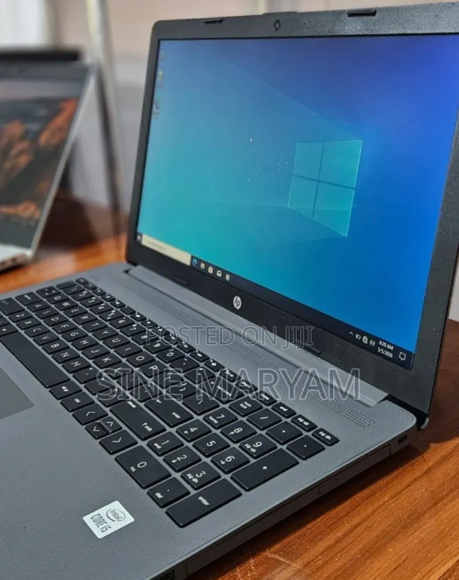 New Laptop HP 250 G7 8GB Intel Core i5 HDD 1T