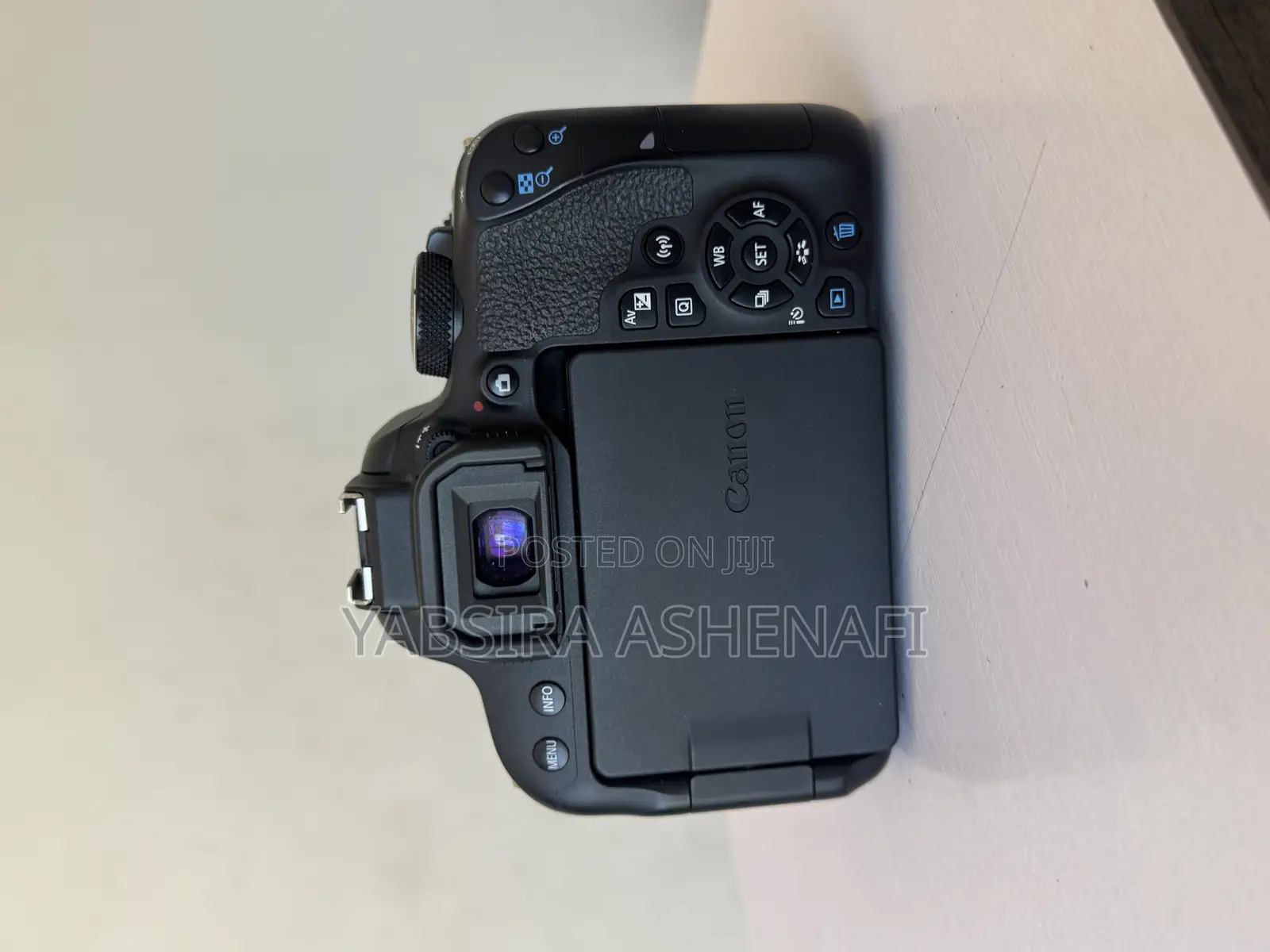 Canon 800d