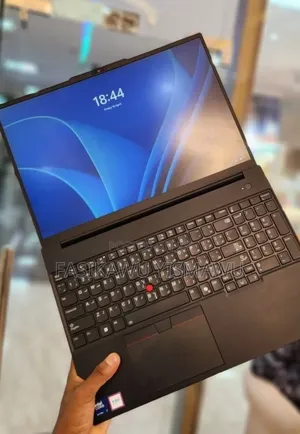 New Laptop Lenovo ThinkPad Yoga 16GB Intel Core Ultra 7 SSD 512GB
