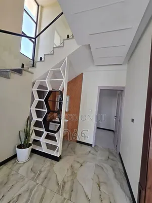 6bdrm House in የሚሸጥ እጅግ ዘመናዊ G+1 ፎቅ, Bole for sale