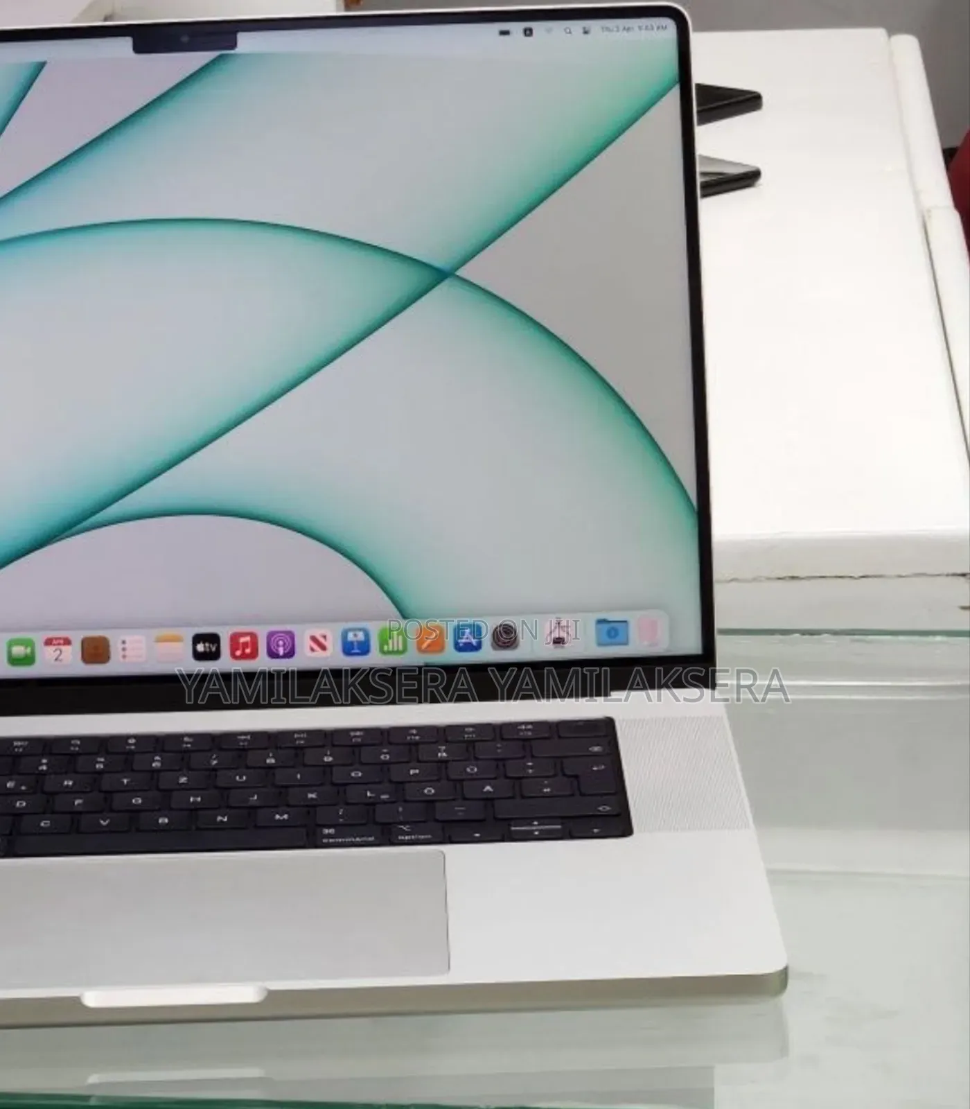 New Laptop Apple MacBook Pro 2015 16GB Intel Core i7 SSD 512GB