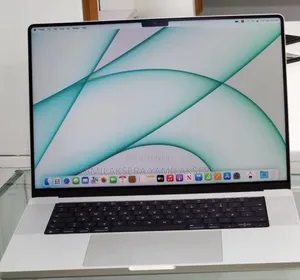 New Laptop Apple MacBook Pro 2015 16GB Intel Core i7 SSD 512GB