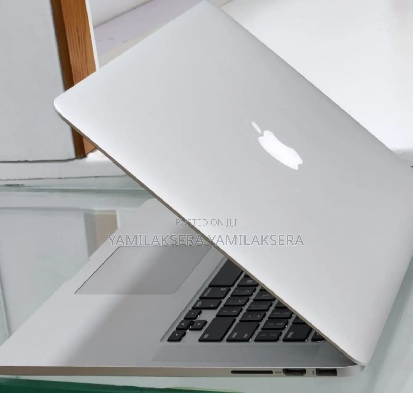 New Laptop Apple MacBook Pro 2015 16GB Intel Core i7 SSD 512GB