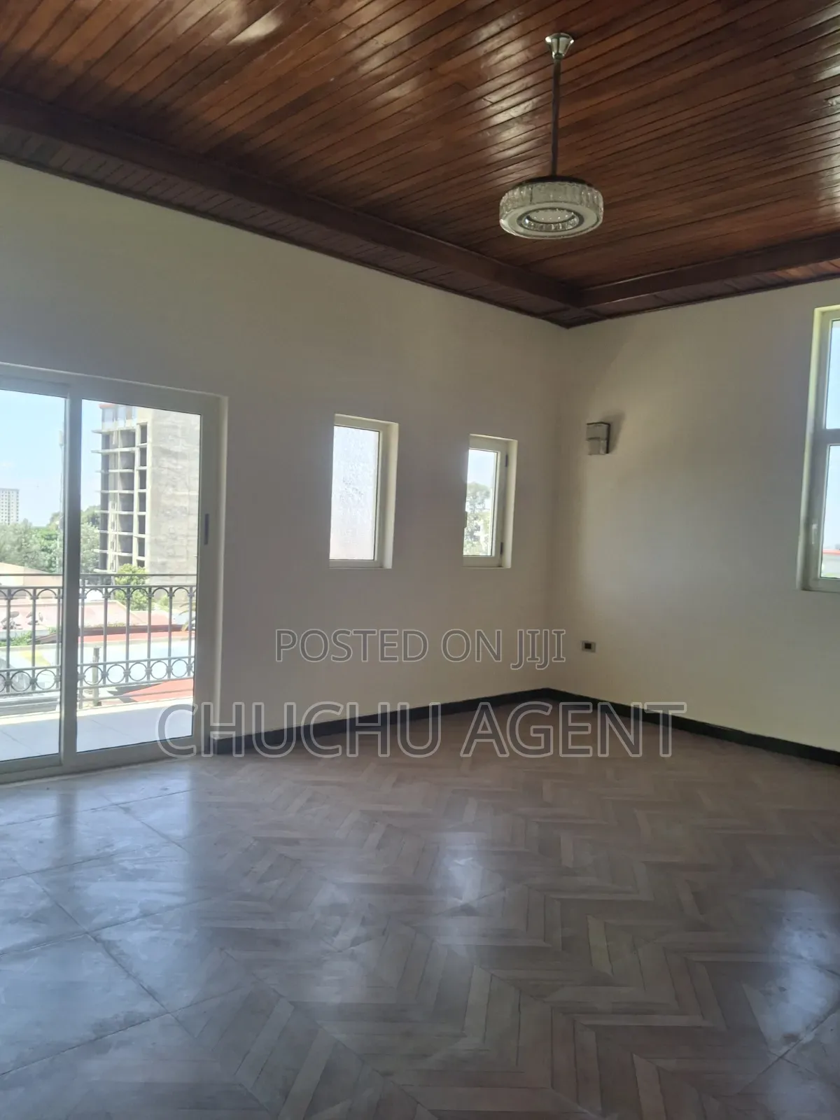 7bdrm House in Yeka for rent