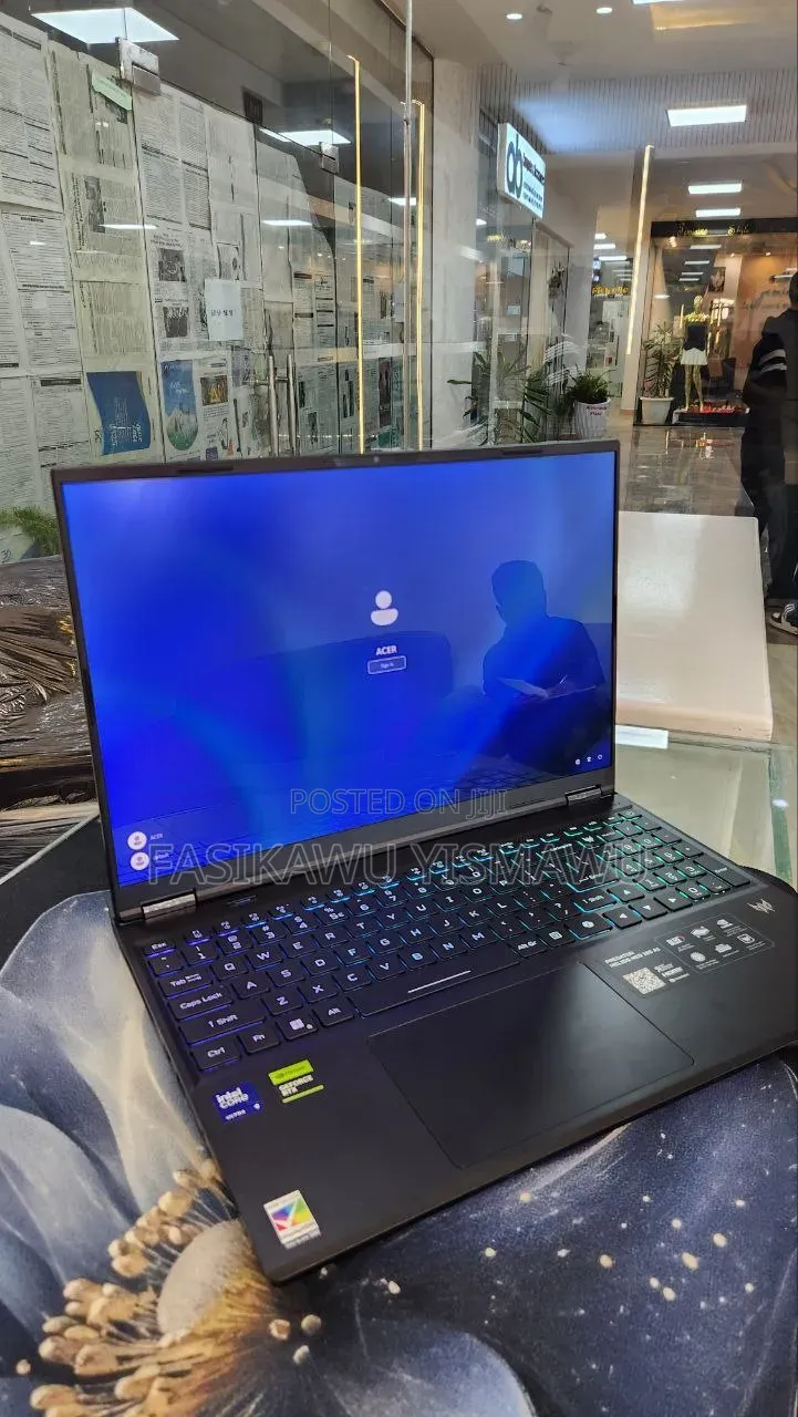 New Laptop Acer Predator Helios Neo 16 32GB Intel Core Ultra 9 SSD 1T