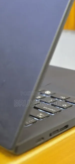 New Laptop Lenovo ThinkPad X395 16GB AMD Ryzen 7 SSD 512GB