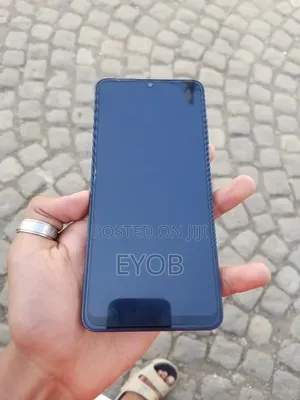 New Samsung Galaxy A06 64 GB Gray