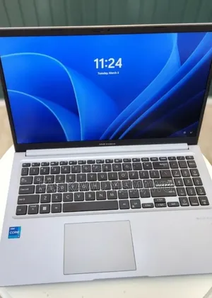 New Laptop Asus VivoBook 15 X510UQ 16GB Intel Core i7 SSD 512GB