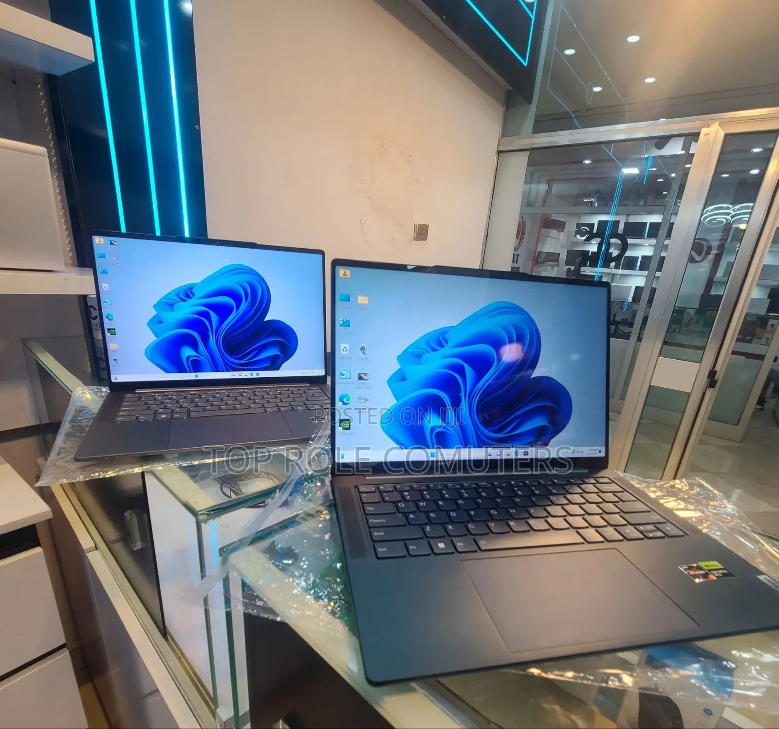 New Laptop Lenovo 16GB AMD Ryzen 7 SSD 512GB